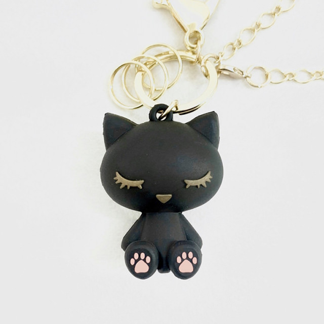 黒猫のチャーム